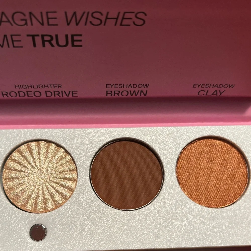 OFRA Signature Luxe Eyeshadow & Highlighter Palette